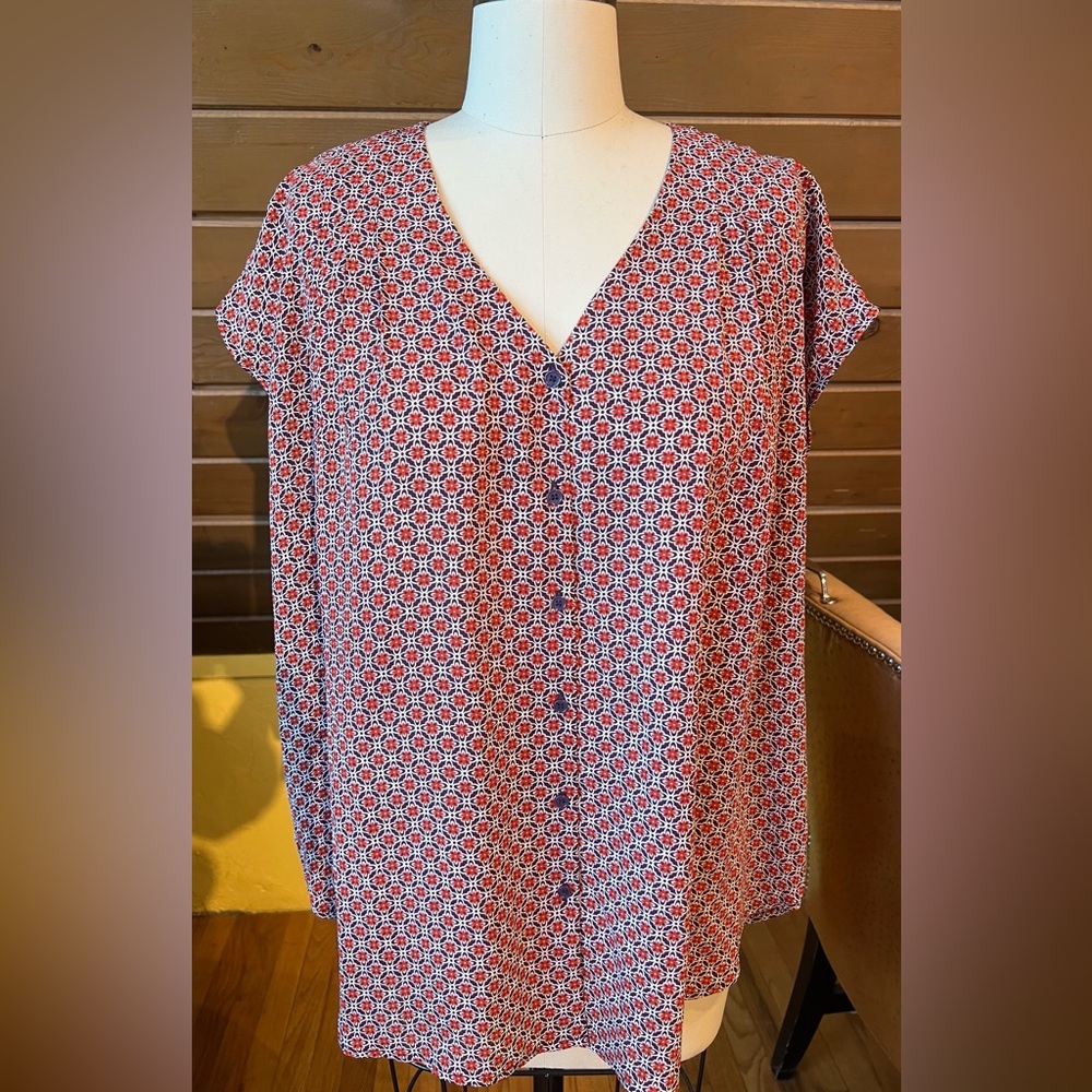 Rust red and dark purple Pleione sleeveless blouse